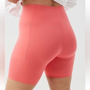 OFFLINE By Aerie Real Me XTRA Hold Up! Pocket 7" Bike Short